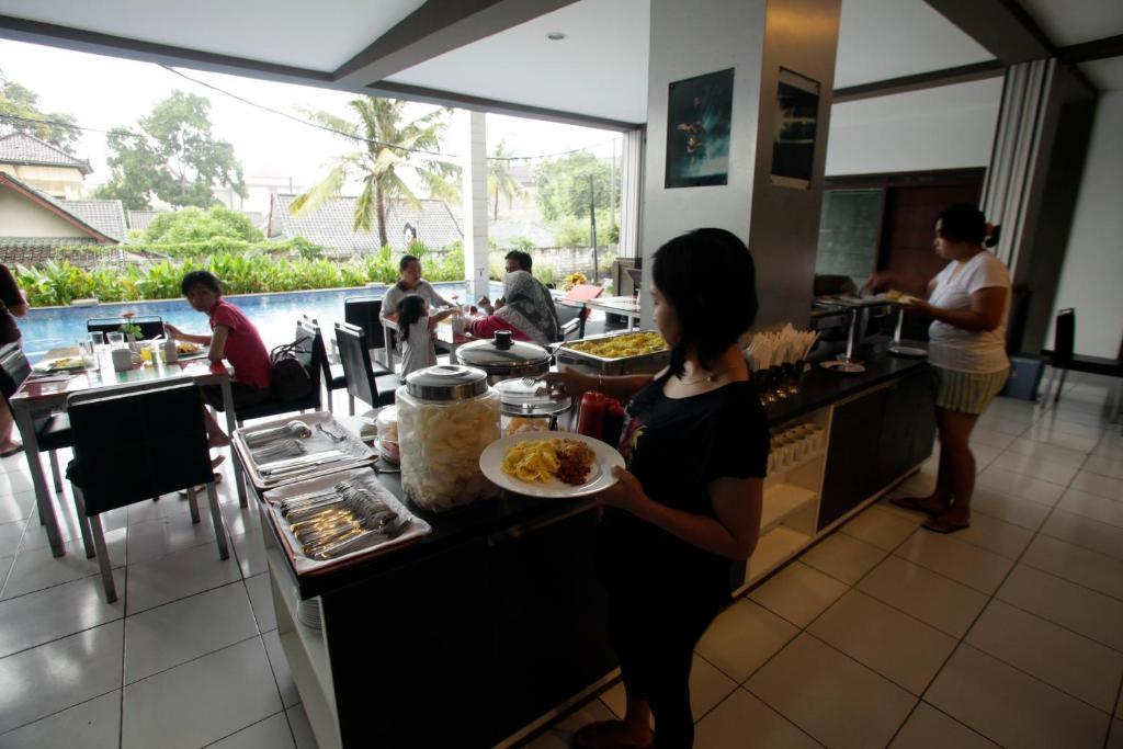 The Harmony Legian Hotel Kuta Lombok Exterior foto